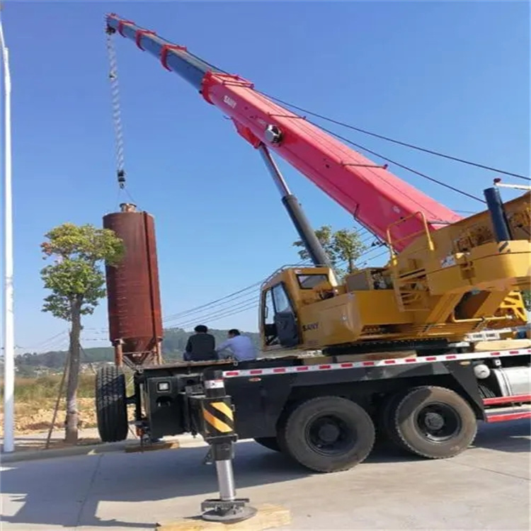 龙泉专业吊车租赁多少钱