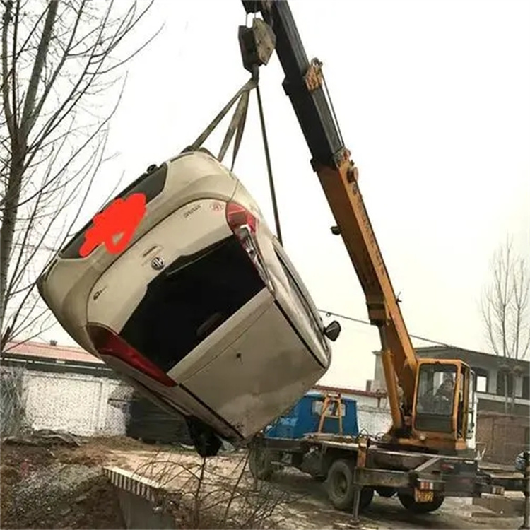 龙泉随时待命，吊车24小时道路救援服务全解析